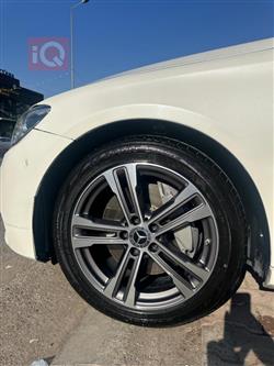 مرسيدس بنز E-Class